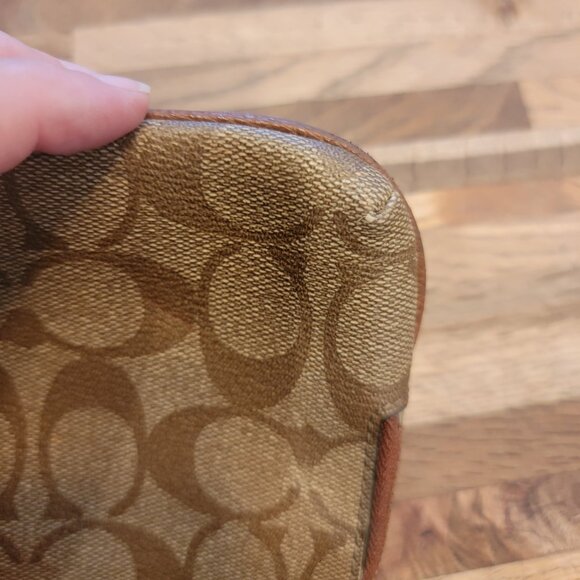 COACH 2 Compartment Brown Signature Logo Zippered Wristlet/Purse - Picture 8 of 14
